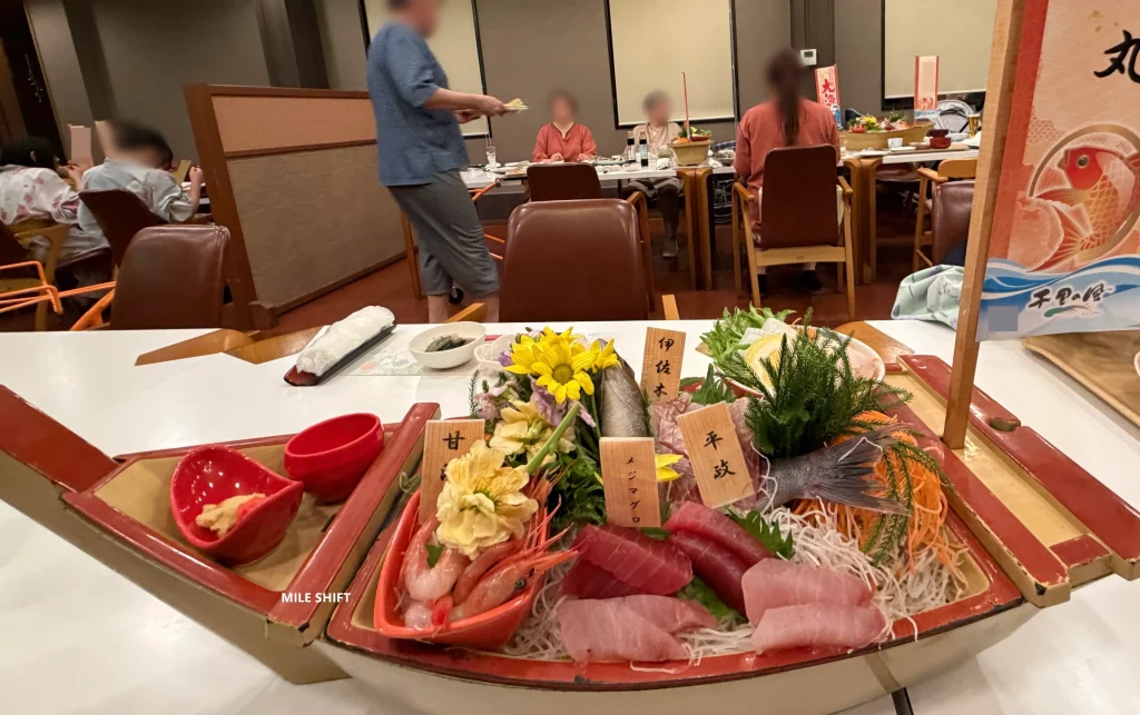 【千里の風】バイキング(ハーフビュッフェ)の朝食・夕食をブログレポ! 8 千里の風バイキングの目玉「舟盛り」